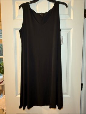 eva varro Black Sleeveless Midi Dress